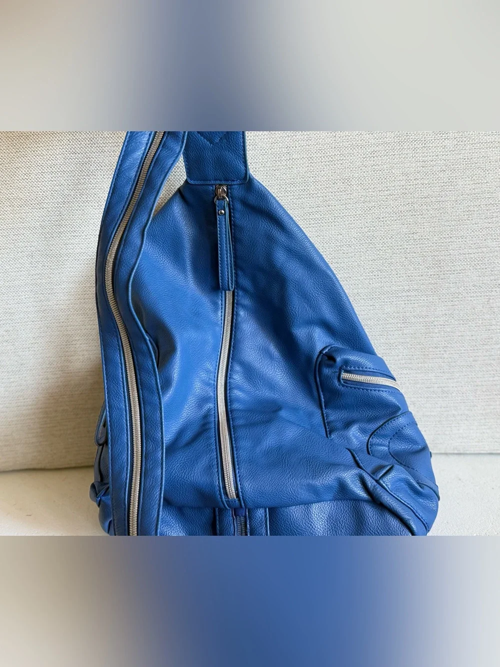 Guess Blue Leather Hobo Bag with Zipper Details